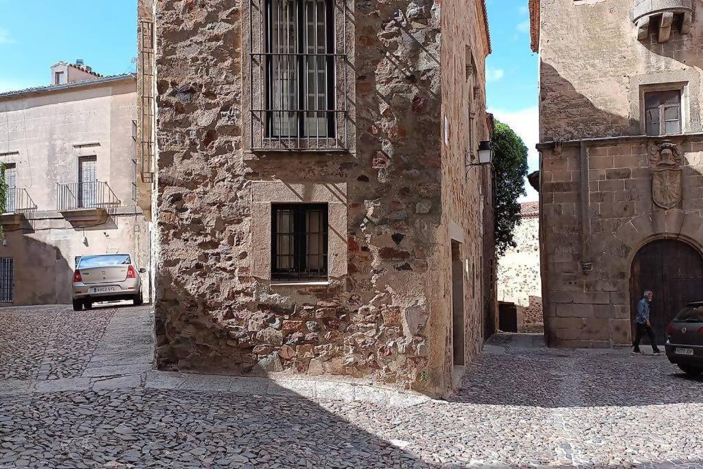 Casa Aguila Casco Antiguo Patio Privado Cáceres Exterior foto
